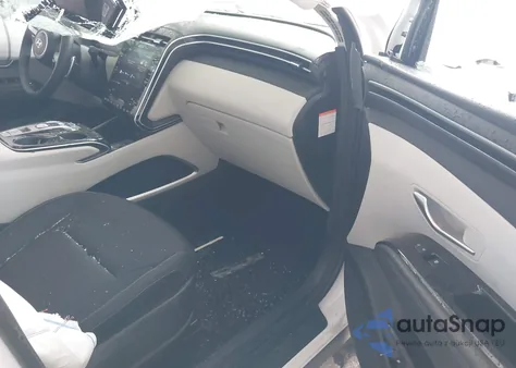 2022 Hyundai Tucson Hybrid Sel Convenience z USA, uszkodzony, nr VIN KM8JFCA13NU075508